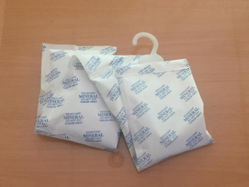 Silica Gel - Container Pack ( 250g x 04 - With Hook)